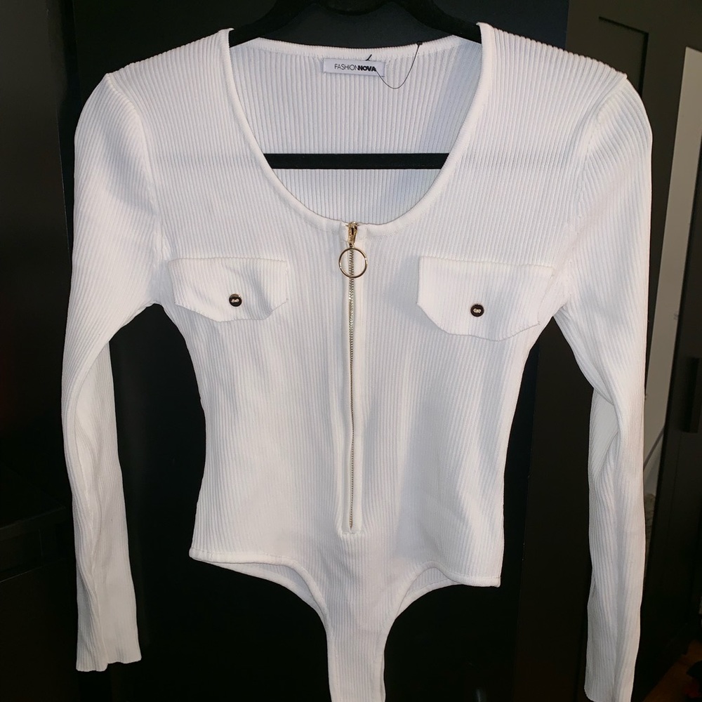Long sleeve body suit